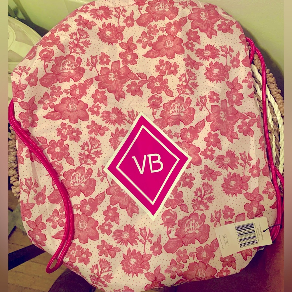 NWT 🌸 VERA BRADLEY drawstring backpack - Picture 3 of 3